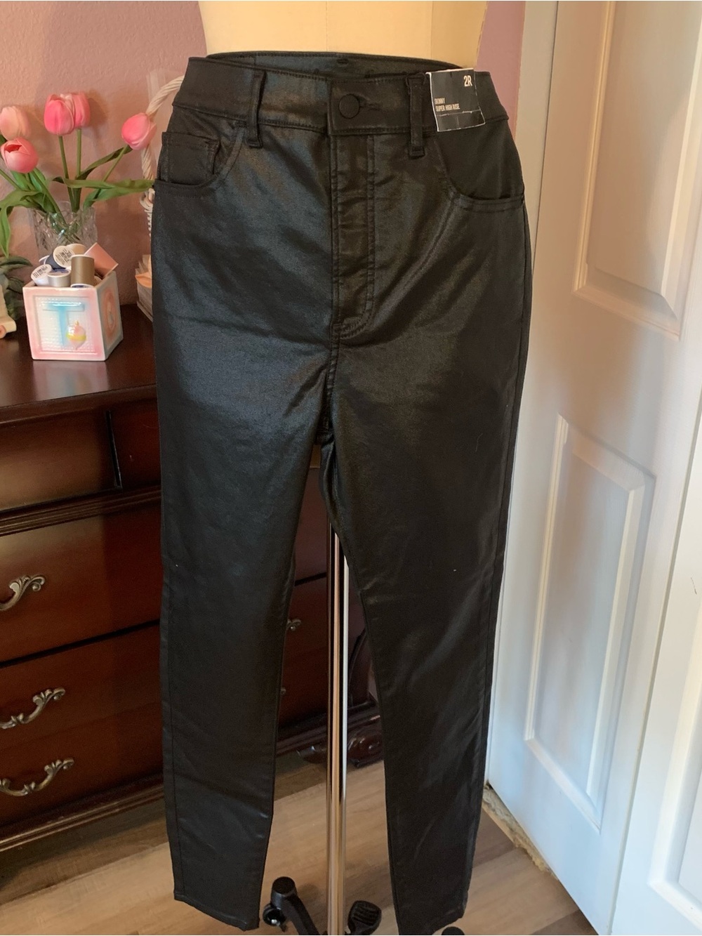 EXPRESS NWT Black Coated Skinny Jeans